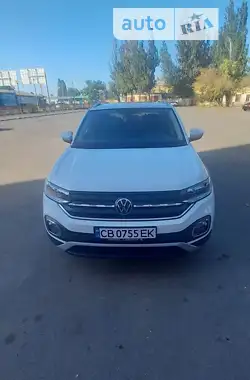 Volkswagen T-Cross 2021 - пробіг 20 тис. км