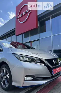 Nissan Leaf 2019 - пробег 86 тыс. км