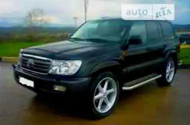 Toyota Land Cruiser 2003 - пробег 192 тыс. км