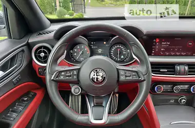 Alfa Romeo Stelvio 2021 - пробіг 26 тис. км