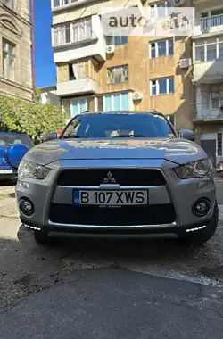 Mitsubishi Outlander 2011 - пробег 165 тыс. км