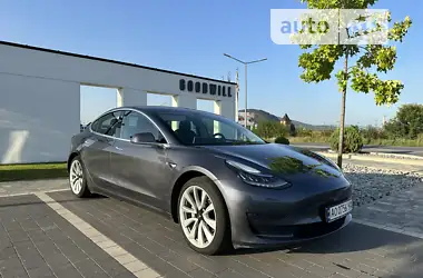 Tesla Model 3 2019 - пробіг 100 тис. км