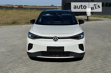 Volkswagen ID.4 Crozz 2023 - пробег 1 тыс. км