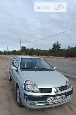 Renault Symbol  2002 - пробег 380 тыс. км