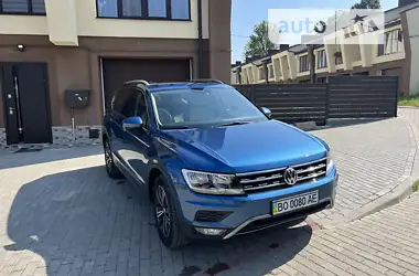 Volkswagen Tiguan 2017 - пробіг 76 тис. км