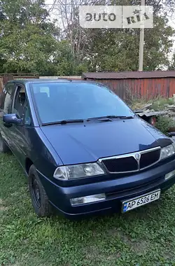 Lancia Zeta 1995 - пробіг 200 тис. км