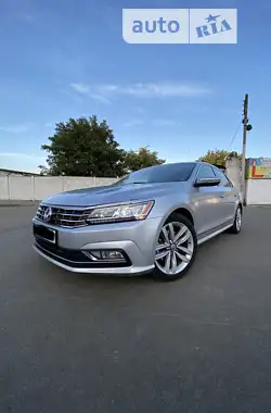 Volkswagen Passat 2016 - пробіг 132 тис. км