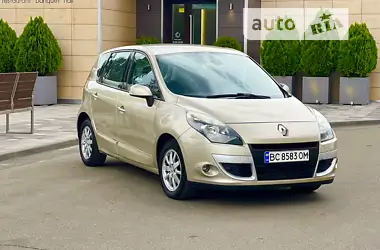 Renault Megane Scenic 2010 - пробіг 160 тис. км