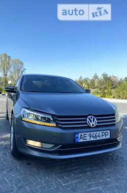 Volkswagen Passat 2013 - пробег 206 тыс. км