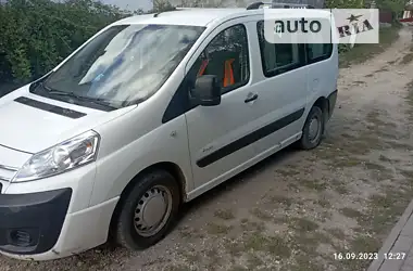 Citroen Jumpy 2009 - пробіг 146 тис. км