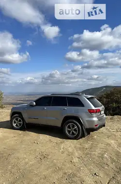 Jeep Grand Cherokee 2017 - пробег 55 тыс. км