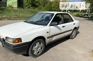 Mazda 323 1992 - пробіг 196 тис. км