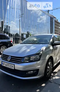 Volkswagen Polo 2017 - пробіг 85 тис. км