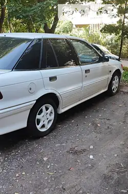 Mitsubishi Lancer 1991 - пробег 318 тыс. км