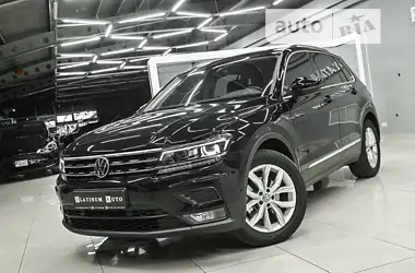 Volkswagen Tiguan 2020 - пробіг 10 тис. км