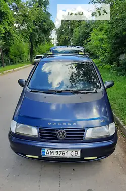 Volkswagen Sharan 1996 - пробег 450 тыс. км