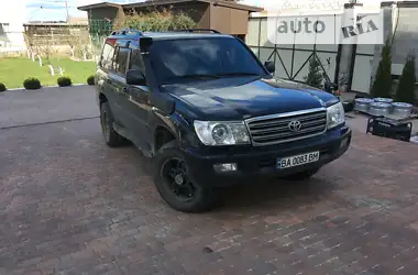 Toyota Land Cruiser 2005 - пробіг 500 тис. км