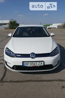 Volkswagen e-Golf 2015 - пробіг 122 тис. км