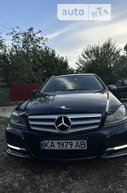 Mercedes-Benz C-Class 2013 - пробіг 225 тис. км