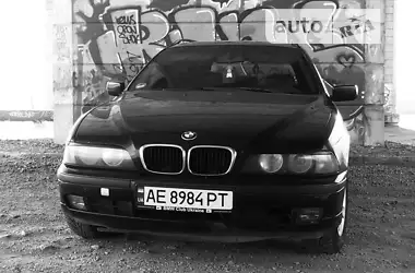BMW 5 Series 1998 - пробіг 255 тис. км