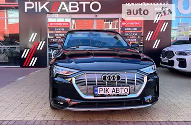 Audi e-tron 2019 - пробег 87 тыс. км