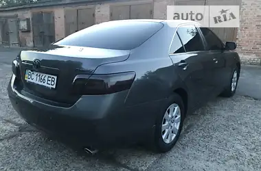 Toyota Camry 2006 - пробіг 300 тис. км