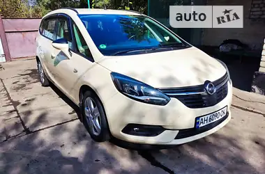 Opel Zafira Tourer 2018 - пробіг 250 тис. км