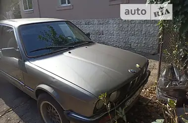 BMW 3 Series 1987 - пробіг 450 тис. км