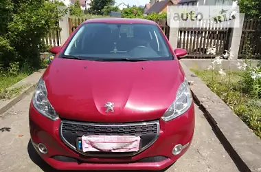 Peugeot 208 2014 - пробіг 140 тис. км