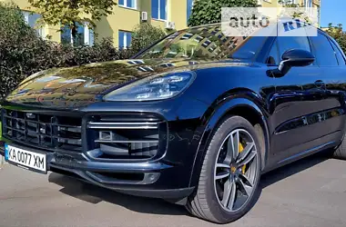 Porsche Cayenne 2018 - пробіг 115 тис. км