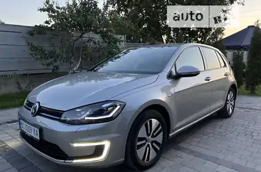 Volkswagen Golf 2018 - пробіг 99 тис. км
