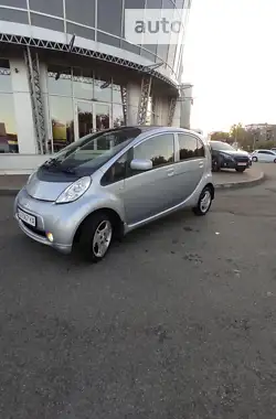 Mitsubishi i-MiEV 2014 - пробег 65 тыс. км