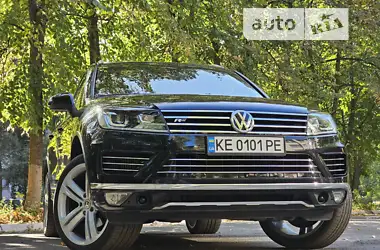 Volkswagen Touareg 2015 - пробег 165 тыс. км
