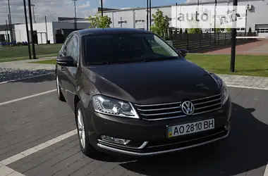 Volkswagen Passat 2014 - пробіг 365 тис. км