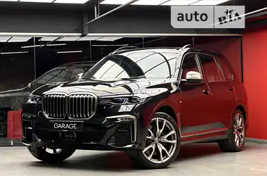 BMW X7 2022 - пробіг 1 тис. км