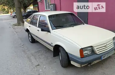 Opel Ascona 1988 - пробег 275 тыс. км