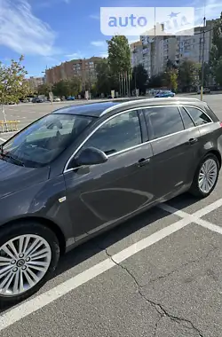 Opel Insignia 2013 - пробіг 232 тис. км