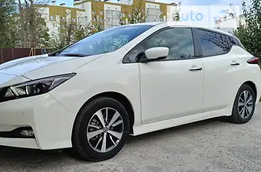 Nissan Leaf 2021 - пробіг 33 тис. км