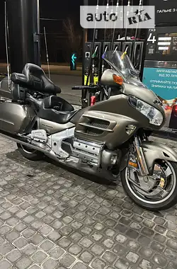 Honda GL 1800 Gold Wing 2006 - пробег 66 тыс. км