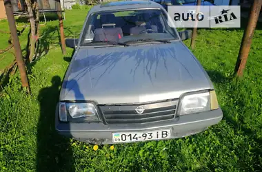Opel Ascona 1986 - пробег 300 тыс. км