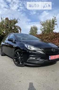 Opel Astra 2016 - пробіг 205 тис. км