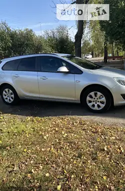 Opel Astra 2015 - пробіг 220 тис. км