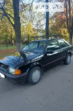 Ford Escort 1990 - пробег 190 тыс. км