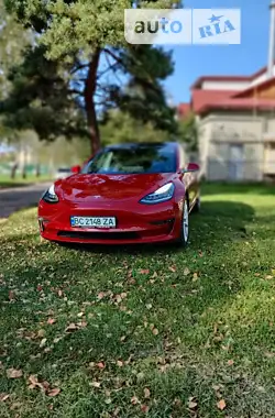 Tesla Model 3 2018 - пробег 93 тыс. км