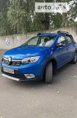 Renault Sandero 2019 - пробег 8 тыс. км