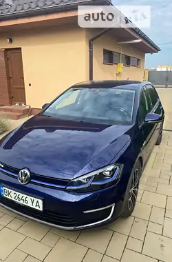 Volkswagen e-Golf  2018 - пробіг 64 тис. км