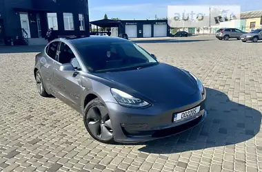 Tesla Model 3 2019 - пробіг 144 тис. км