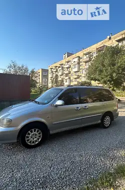 Kia Carnival  2002 - пробіг 330 тис. км