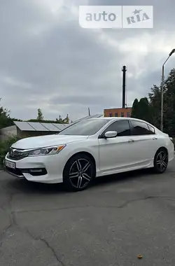 Honda Accord 2017 - пробіг 100 тис. км