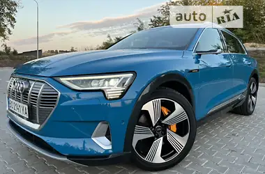 Audi e-tron 2019 - пробіг 99 тис. км